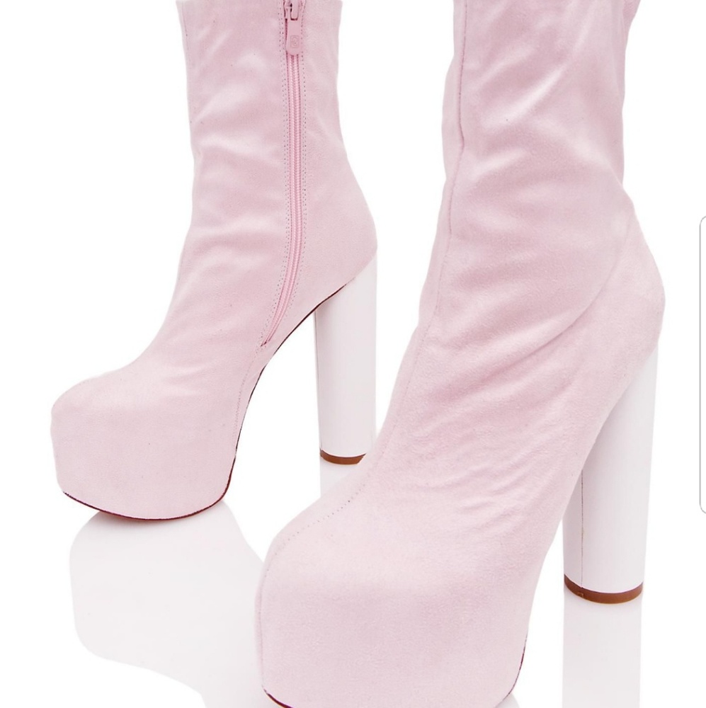 PUBLIC DESIRE JESSA BABY PINK BOOT